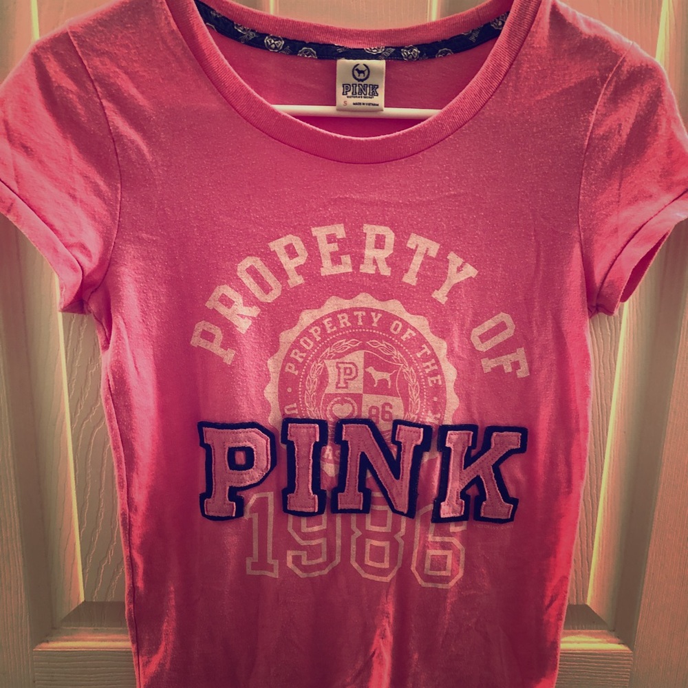 VIctoria Secret Pink T Shirt Size Small